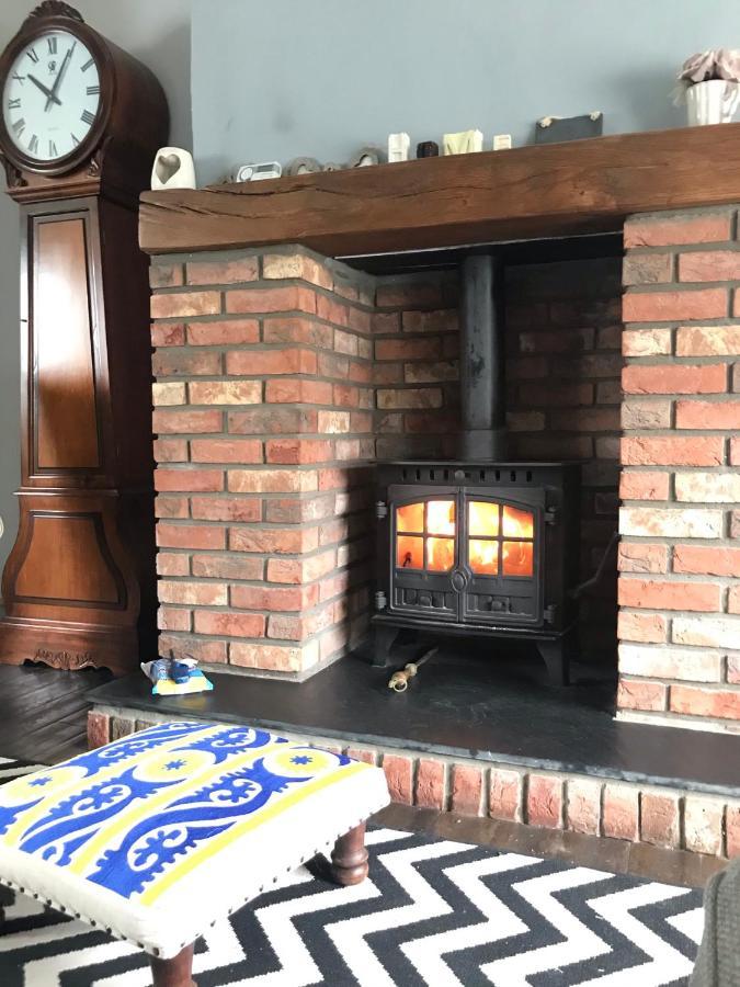 Glyn Neath Charming 3 Bedroom House With A Warmth Character מראה חיצוני תמונה