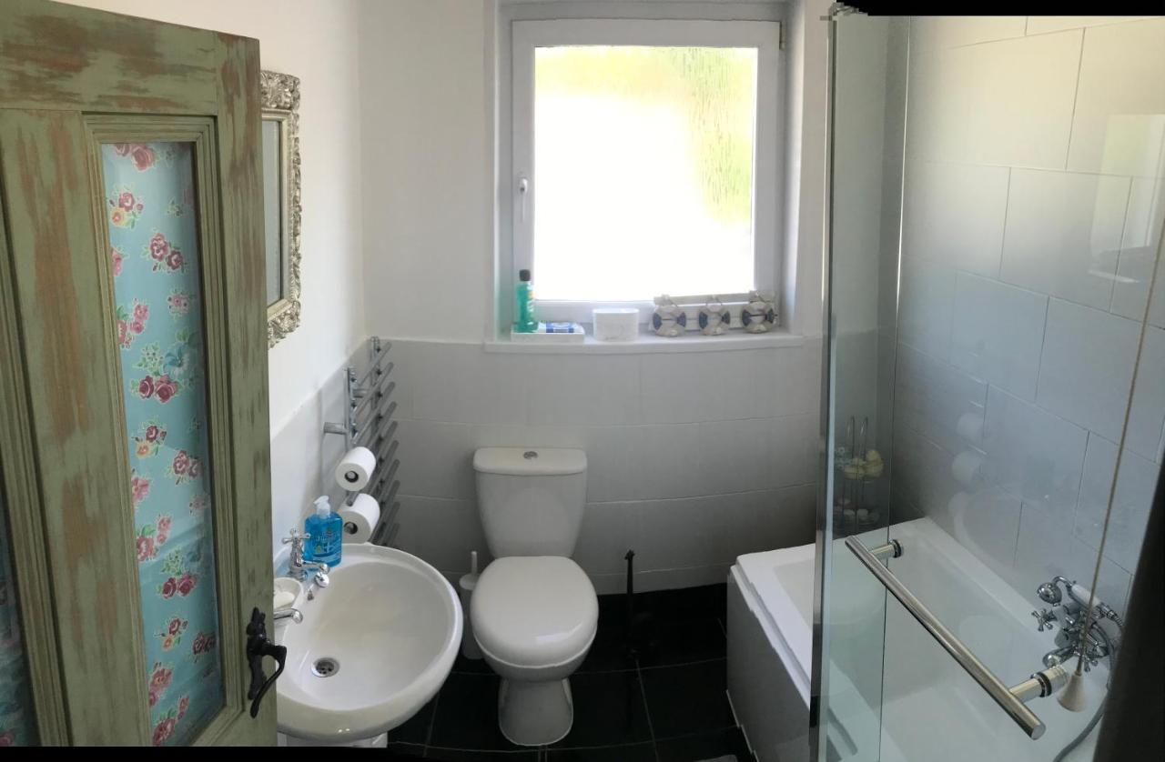 Glyn Neath Charming 3 Bedroom House With A Warmth Character מראה חיצוני תמונה