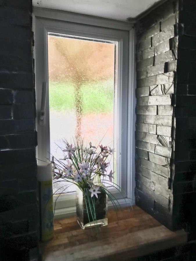 Glyn Neath Charming 3 Bedroom House With A Warmth Character מראה חיצוני תמונה