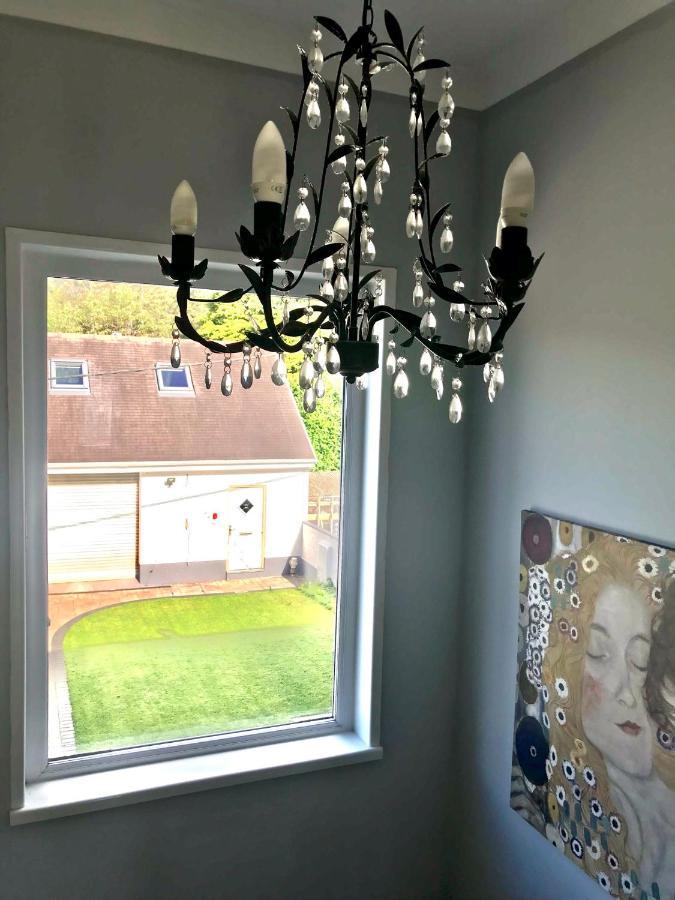 Glyn Neath Charming 3 Bedroom House With A Warmth Character מראה חיצוני תמונה